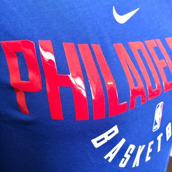 The Nike Tee Dri-Fit Philadelphia Basketball Shirt - Picture 4 of 9